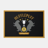 HUFFLEPUFF™ Badger und Cup House Pride Grafik Fußmatte (Vorderseite)