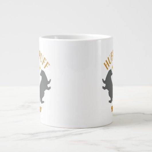 HUFFLEPUFF™ Badger und Cup House Pride Grafik Jumbo-Tasse (Vorderseite)