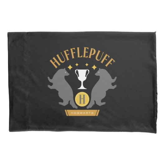 HUFFLEPUFF™ Badger und Cup House Pride Grafik Kissenbezug (Vorderseite)