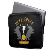 HUFFLEPUFF™ Badger und Cup House Pride Grafik Laptopschutzhülle (Vorderseite Links)