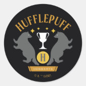 HUFFLEPUFF™ Badger und Cup House Pride Grafik Runder Aufkleber (Vorderseite)