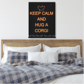Hug A Corgi Black Leinwanddruck (Insitu (Schlafzimmer))