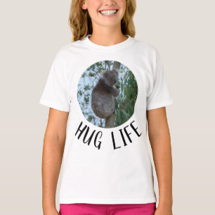 Hug Life Niedlich Funny Koala in einem Baum T-Shirt