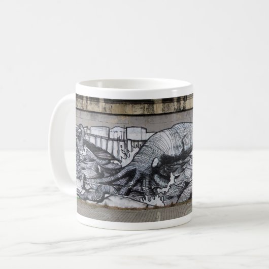 Huge Octopus Kaffeetasse (Vorderseite Links)