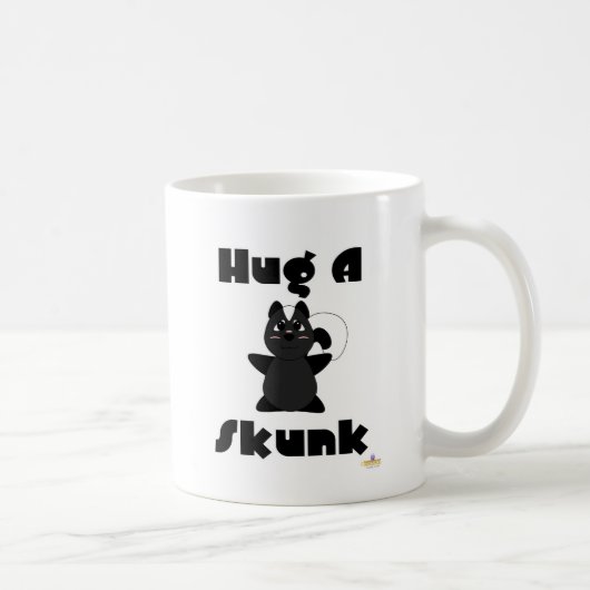 Huggable Skunk Hug A Skunk Kaffeetasse (Rechts)
