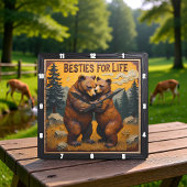 Hugging Bears Sunset Forest Quadratische Wanduhr