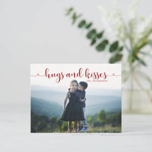 Hugs and Kisses Valentine's Day Foto Postkarte (Stehend Vorderseite)