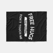 Hugs Just Kidding Don`t Touch Me Funny Valentine G Fleecedecke (Vorderseite (Horizontal))