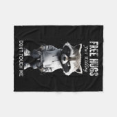 Hugs Just Kidding Don't Touch Me Racoon Workout Gy Fleecedecke (Vorderseite (Horizontal))