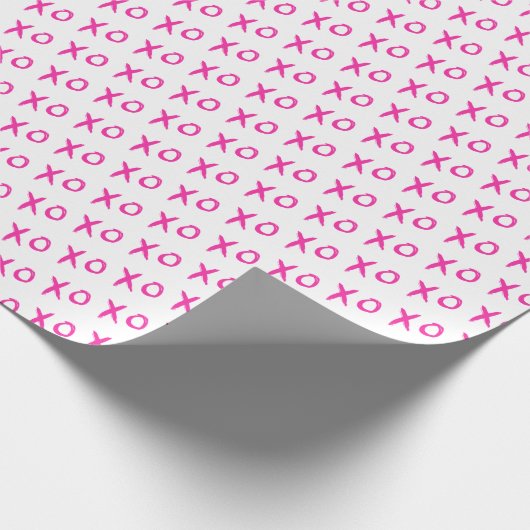 "Hugs & Kisses" Pink und White XOXO Wrapping Paper Geschenkpapier (Ecke)