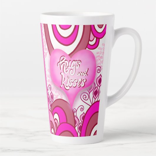 Hugs & Kisses Retro Heart Latte Mug Milchtasse (Rechts)