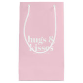 Hugs & Kisses rosa, moderne, fette Typografie Kleine Geschenktüte (Vorderseite)