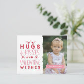 Hugs & Kisses & Valentine's Wish Feiertagspostkarte (Stehend Vorderseite)