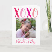 Hugs & Kisses (XOXO) Moderner Valentinstag Feiertagskarte (Vorderseite)