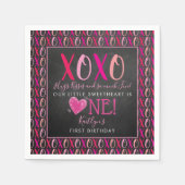 Hugs & Kisses (XOXO) Valentinstag 1. Geburtstag Serviette (Vorderseite)