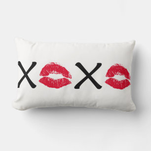Hugs und Kisses Lendenkissen