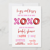 Hugs und Kisses XOXO Brautparty Folienballon Einladung (Vorderseite)