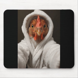 Huhn macht ein Selfie in einem weißen Gewand Lusti Mousepad
