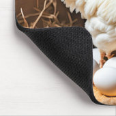 Hühnchen mit weißen Eiern Mousepad (Ecke)