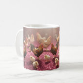 Hühner auf dunkelrotem Hintergrund Kaffeetasse (Vorderseite Links)