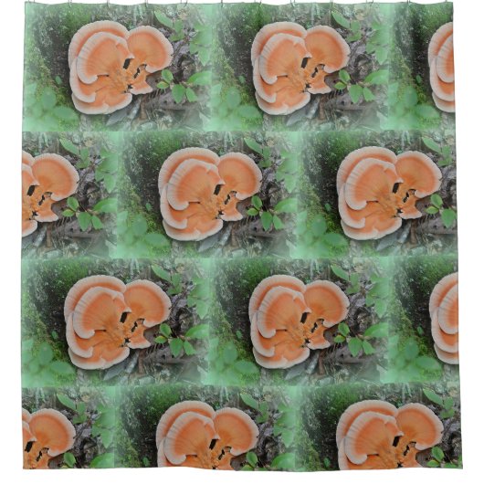 Hühner aus dem Wald Pilz Duschvorhang (Vorderseite)