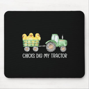 Hühner, die mein Traktor-Hühnchen-Ostereier bettel Mousepad