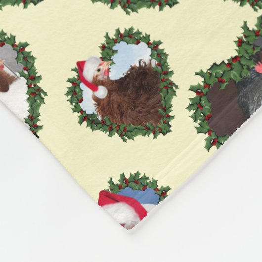 Hühner im Herzkranz Weihnachten Fleecedecke (Ecke)