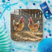 Hühner mit Brille in einem sonnigen Stall Pappteller (Party)