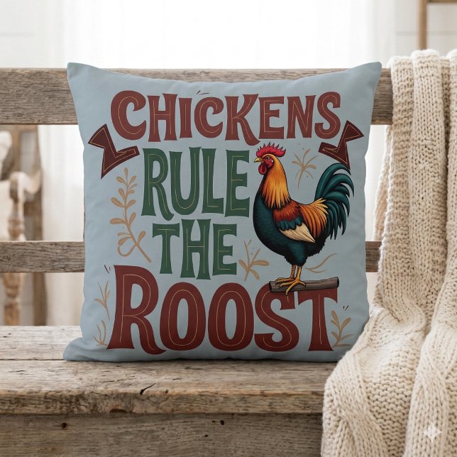 Hühner regieren die rustikale Darstellung der rost Kissen (Chickens Rule the Roost Rustic Farm Illustration Throw Pillow Mockup A)