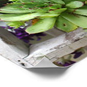 Hühner und Hühner, die in einer Eimerkultur gehalt Poster (Ecke)