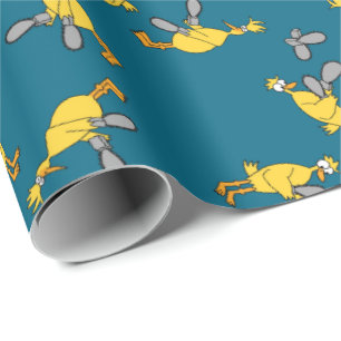 Hühner und Kettensägen blau Geschenkpapier