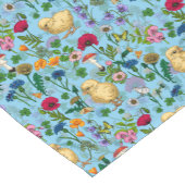 Hühner und Wildblumen auf BabyblauHandgezeichnet c Kurzer Tischläufer (Ecke)