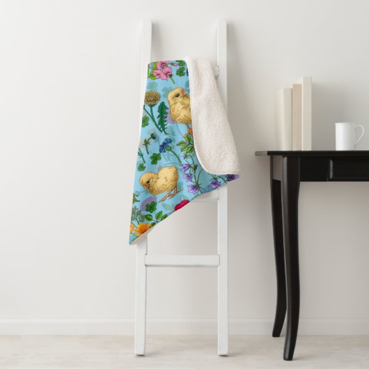 Hühner und Wildblumen in Babyblau Sherpadecke (Beispiel)