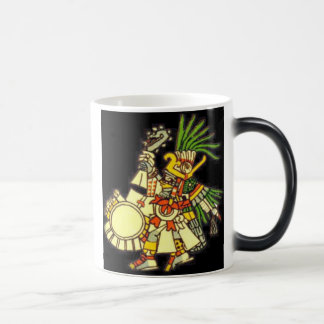 Huitzilopochtli, das Coffe Tasse verwandelt