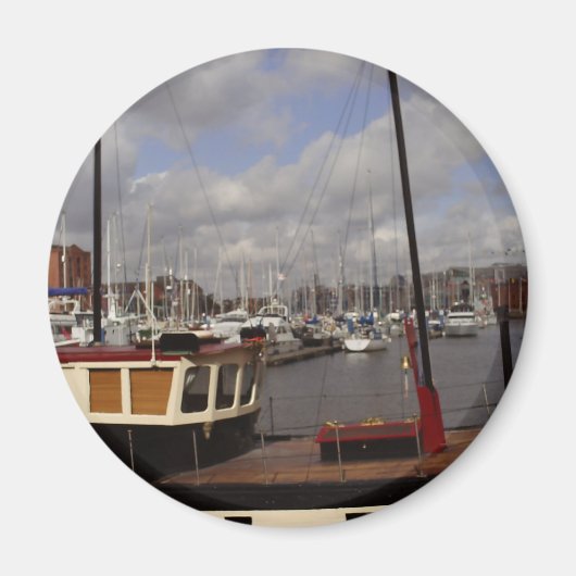 Hull Marina Boats Magnet (Vorne)