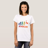 Human Evolution Into Modern Soccer Silhouette T-Shirt (Vorne ganz)