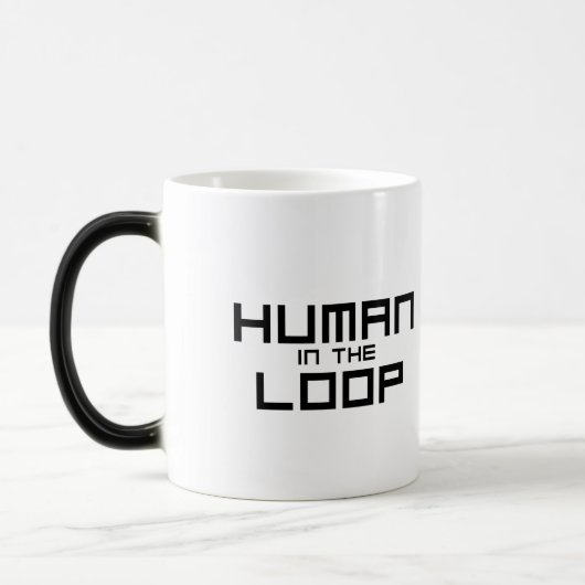 Human in the Loop Minimalist Morphing Tasse (Links)