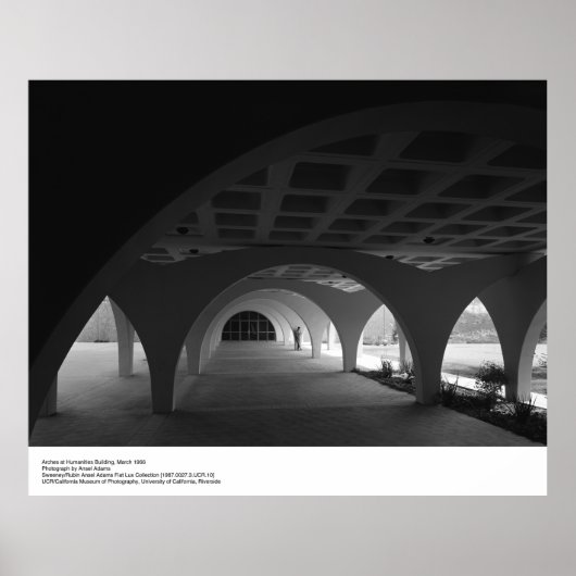 Humanistische Gebäude, März 1966, von Ansel Adams Poster (Vorne)