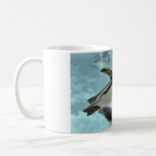 Humboldt-Pinguin unter Wasser Kaffeetasse (Links)