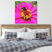 Hummel am Arbeitsplatz Leinwanddruck (Insitu (Schlafzimmer))