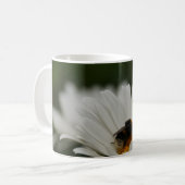 Hummel auf der Tasse der Blume (Vorderseite Links)
