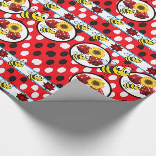 Hummel auf Geschenkpapier (Ecke)