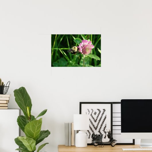 Hummel auf Klee Poster (Heimbüro)