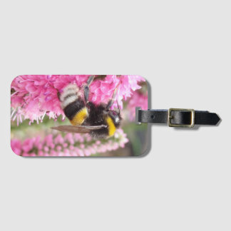 Hummel auf rosa Blüten Gepäckanhänger