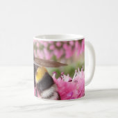 Hummel auf rosa Blüten Kaffeetasse (VorderseiteRechts)