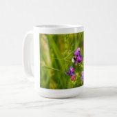Hummel in Blüte Kaffeetasse (Vorderseite Links)