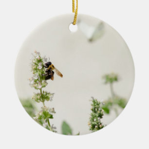 Hummel und Mond Keramik Ornament