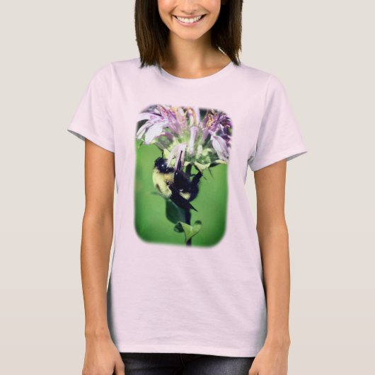 Hummelbiene auf Bienenbalsam-Natur T-Shirt (Vorderseite)