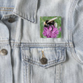 Hummeln auf einer Schaltfläche Button (Beispiel)