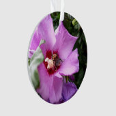 Hummeln auf Hibiskus Blume Ornament (Vorderseite)